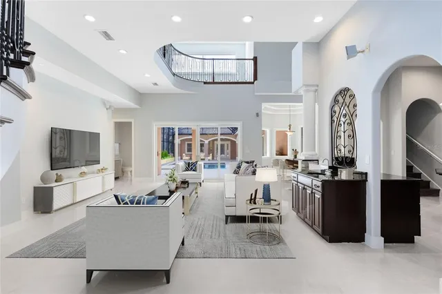 a view of entryway and hall