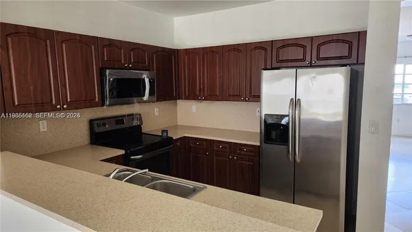$2,700 | 8450 Southwest 150th Avenue, Unit 3, Miami, FL 33193