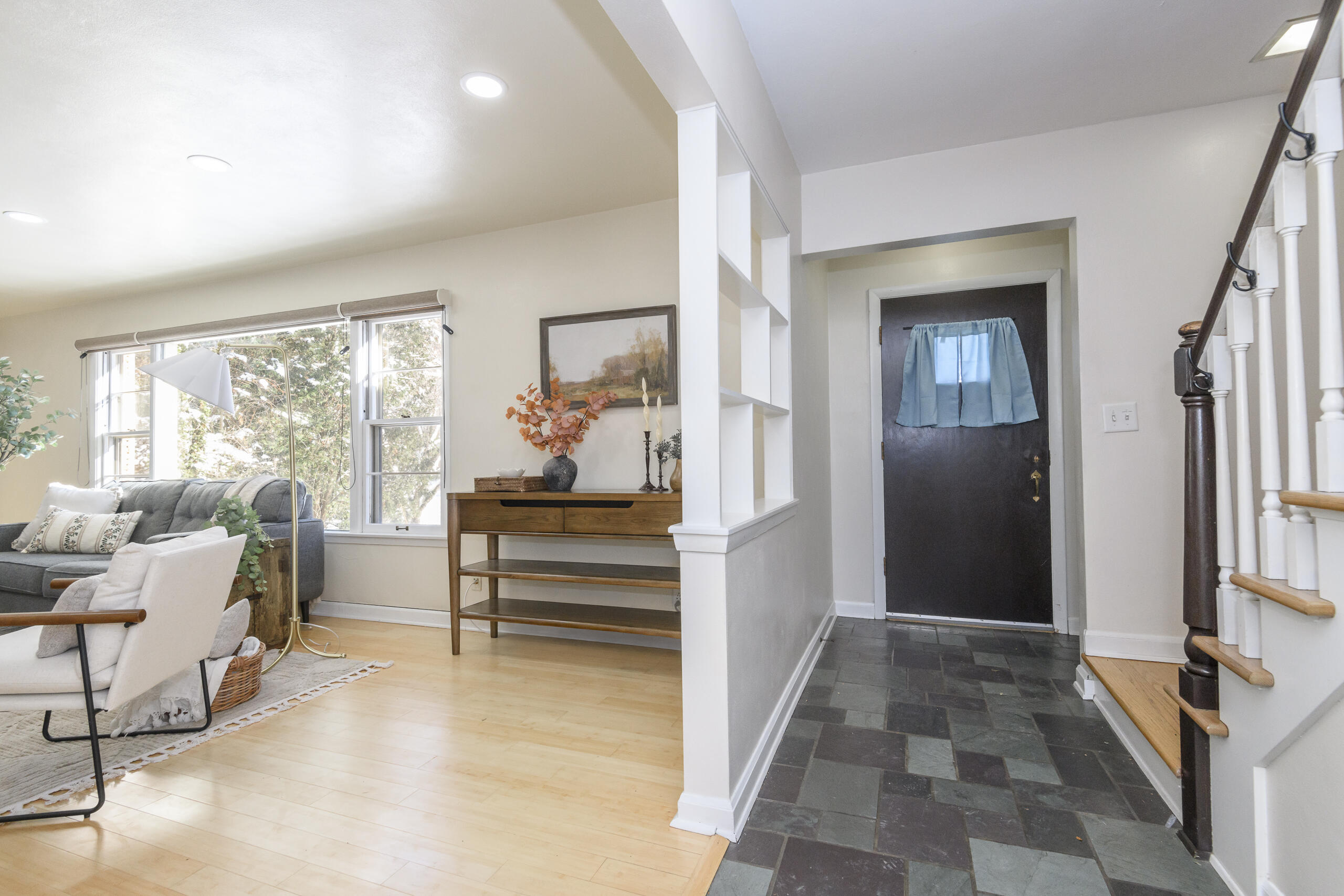 902 Lake Drive South Milwaukee, WI 53172 - Photo 3 of 53 Front Entry