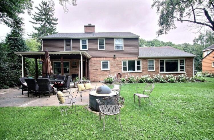 902 Lake Drive South Milwaukee, WI 53172 - Photo 51 of 53 Back of House - Summer