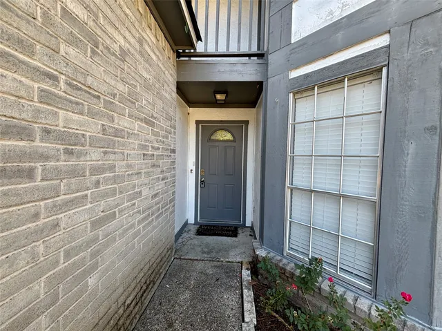 a view of entryway door of the house