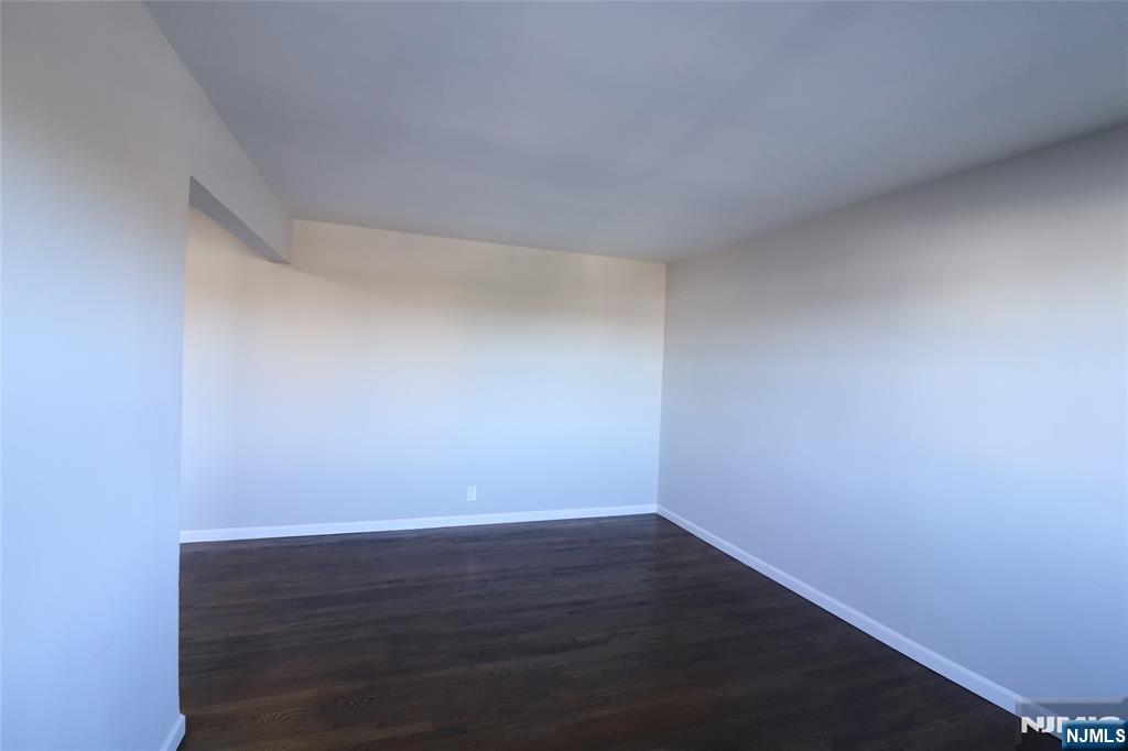 2335 Hudson Terrace, Unit E6 Fort Lee, NJ 07024 - Photo 7 of 29 a view of an empty room