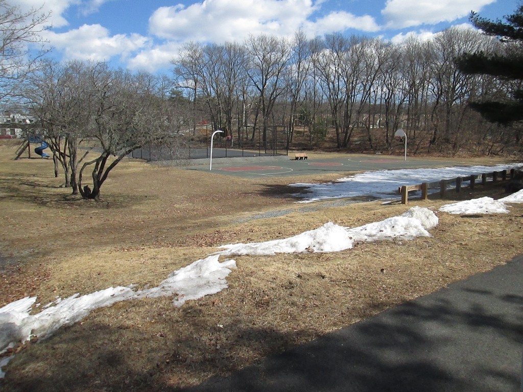 64 Northridge Road, Unit 64 Beverly, MA 01915 - Photo 6 of 17 Gallery Image 6