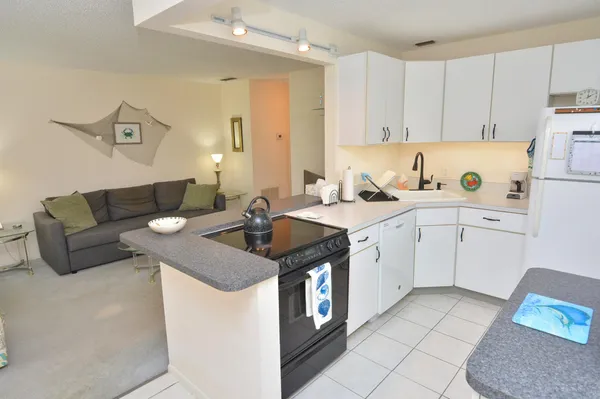 $1,500 | 1225 Northwest 21st Street, Unit 2512, Stuart, FL 34994
