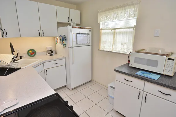 $1,500 | 1225 Northwest 21st Street, Unit 2512, Stuart, FL 34994