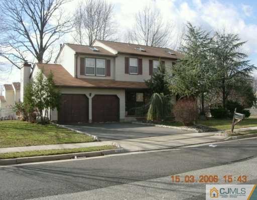 24 Sinclair Road Edison, NJ 08820 - Photo 1 of 8