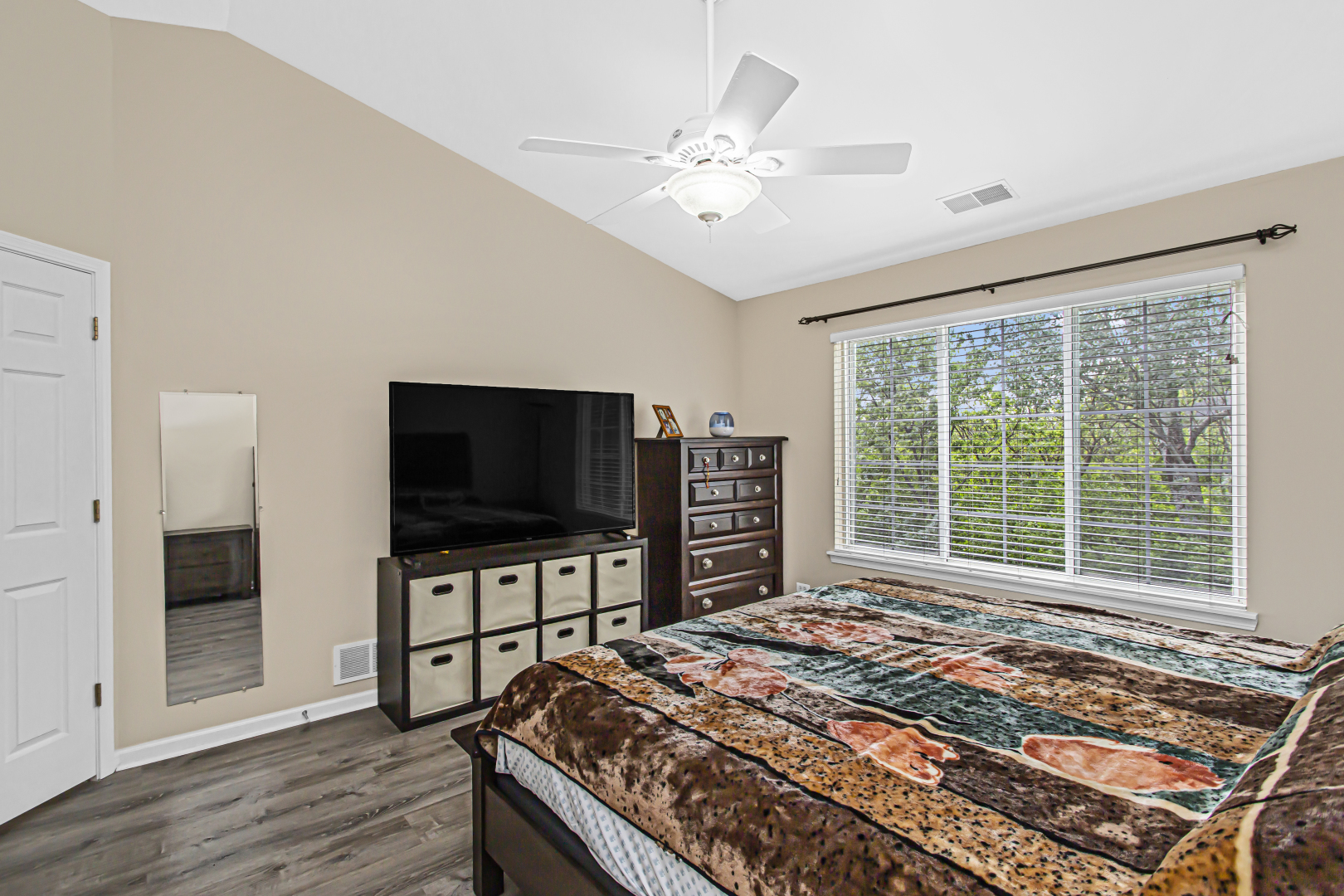 2129 West Concord Lane Addison, IL 60101 - Photo 11 of 34