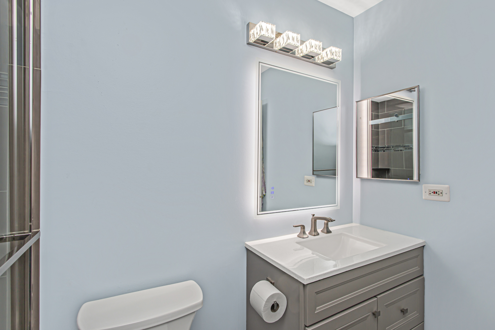 2129 West Concord Lane Addison, IL 60101 - Photo 13 of 34