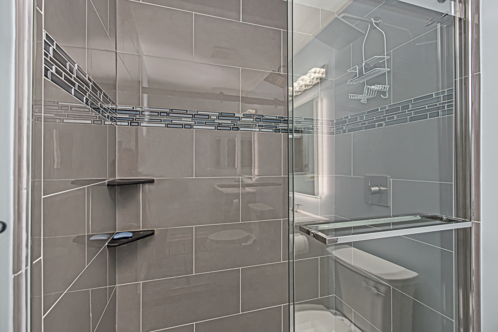 2129 West Concord Lane Addison, IL 60101 - Photo 14 of 34