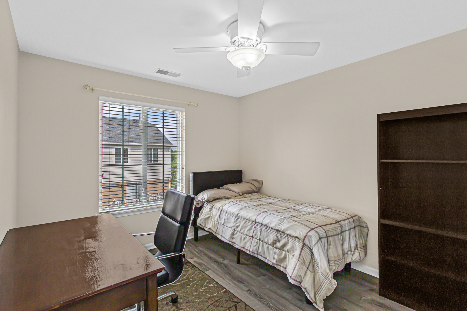 2129 West Concord Lane Addison, IL 60101 - Photo 15 of 34