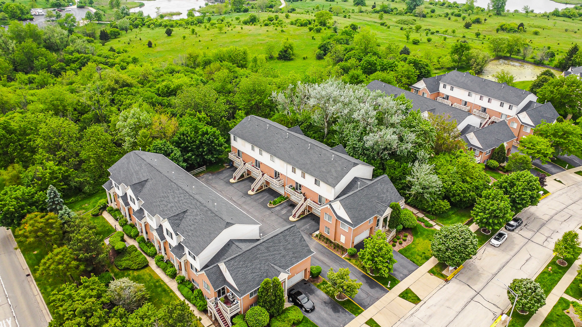 2129 West Concord Lane Addison, IL 60101 - Photo 30 of 34