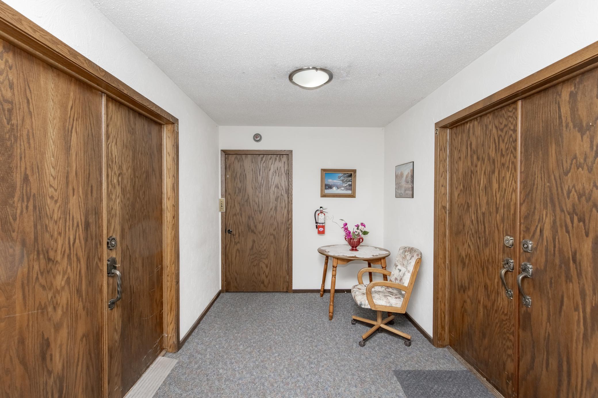 730 Elm Street North, Unit B1 Fargo, ND 58102 - Photo 40 of 51