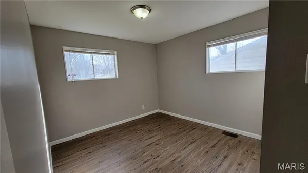 $1,500 | 227 Meadowcrest Drive, Ferguson, MO 63135