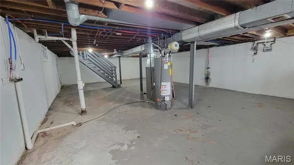 $1,500 | 227 Meadowcrest Drive, Ferguson, MO 63135