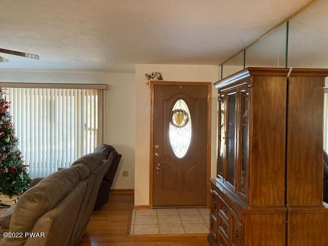 427 Cortez Road Lake Ariel, PA 18436 - Photo 17 of 35 Solid Oak Floors