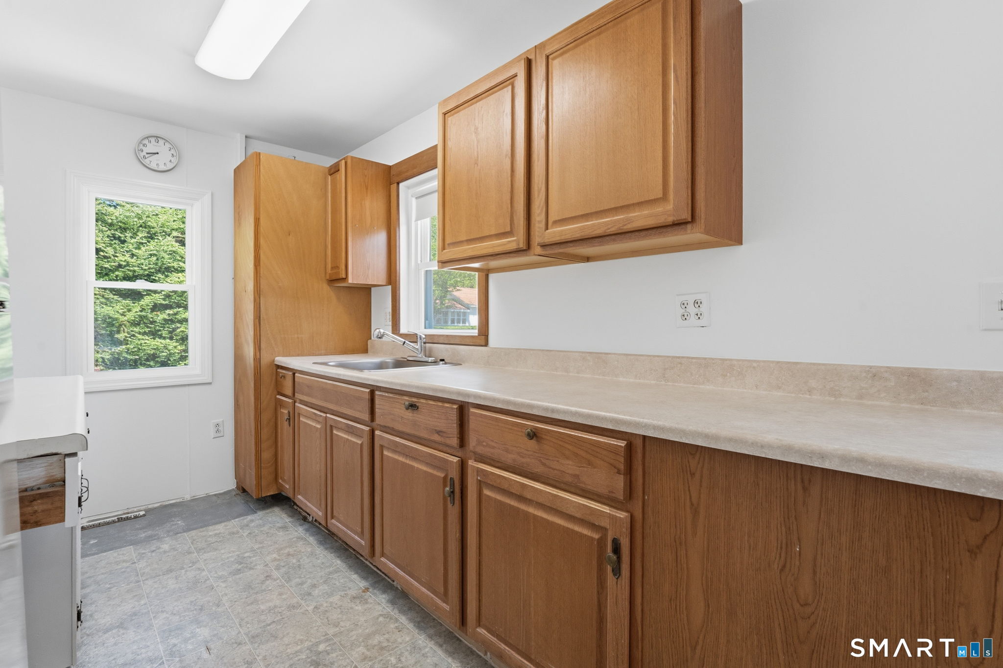 276 Shore Road Old Lyme, CT 06371 - Photo 17 of 38