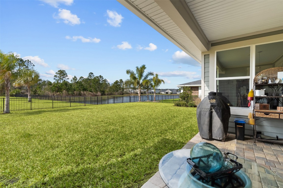 93322 Sandown Drive Fernandina Beach, FL 32034 - Photo 37 of 40 a view of a garden