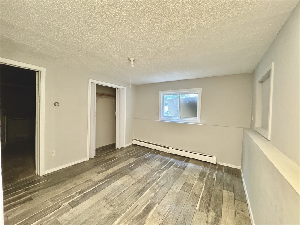 88 Washburn Street Springfield, MA 01107 - Photo 7 of 21 Gallery Image 7