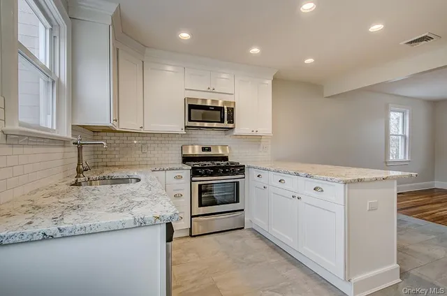 $3,500 | 22 1st Street, Unit 1, Glen Cove, NY 11542