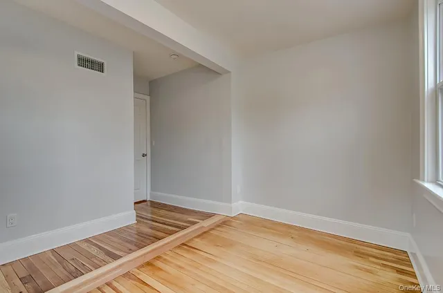 $3,500 | 22 1st Street, Unit 1, Glen Cove, NY 11542