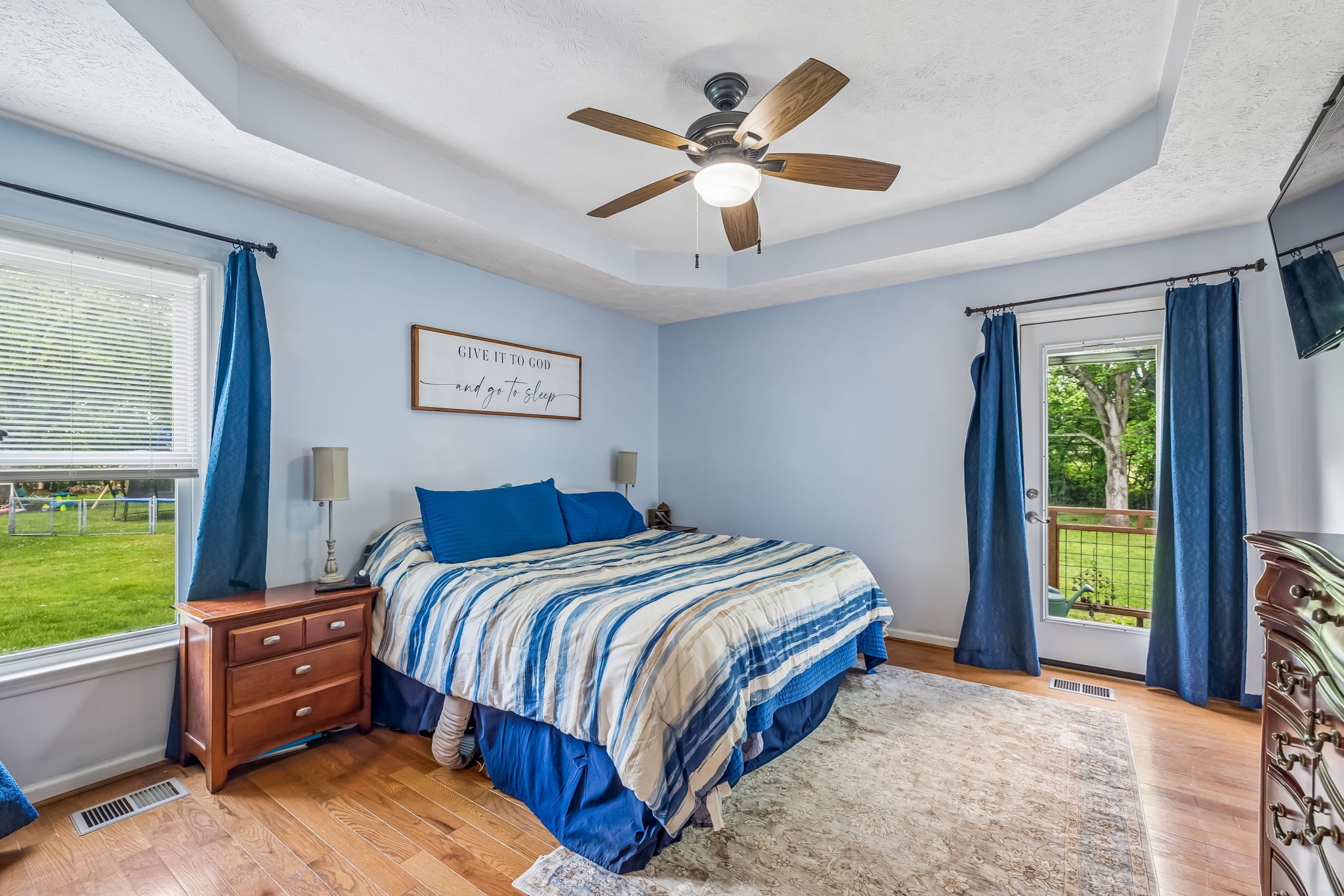 3516 Laurel Court Murfreesboro, TN 37129 - Photo 20 of 65 a bedroom with a bed and a large window