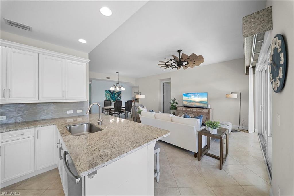 8030 Signature Club Circle, Unit 102 Naples, FL 34113 - Photo 6 of 46