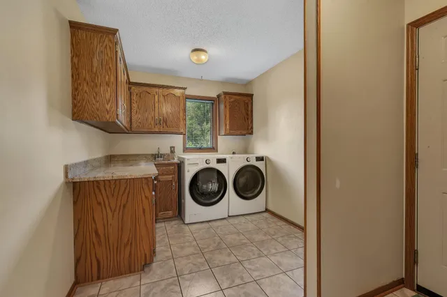 $399,900 | 17473 Fairway Circle, Cold Spring, MN 56320