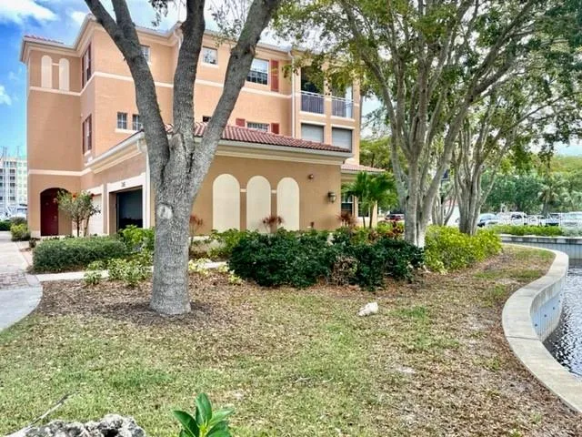 $5,400 | 3485 Sunset Key Circle, Unit 101, Punta Gorda, FL 33955