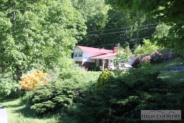 201 Locust Hill Road Boone, NC 28607 - Photo 13 of 27 Gallery Image 13