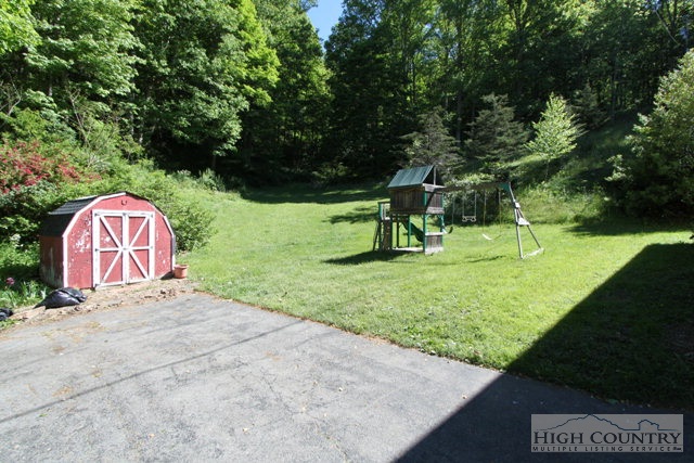 201 Locust Hill Road Boone, NC 28607 - Photo 24 of 27 Gallery Image 24
