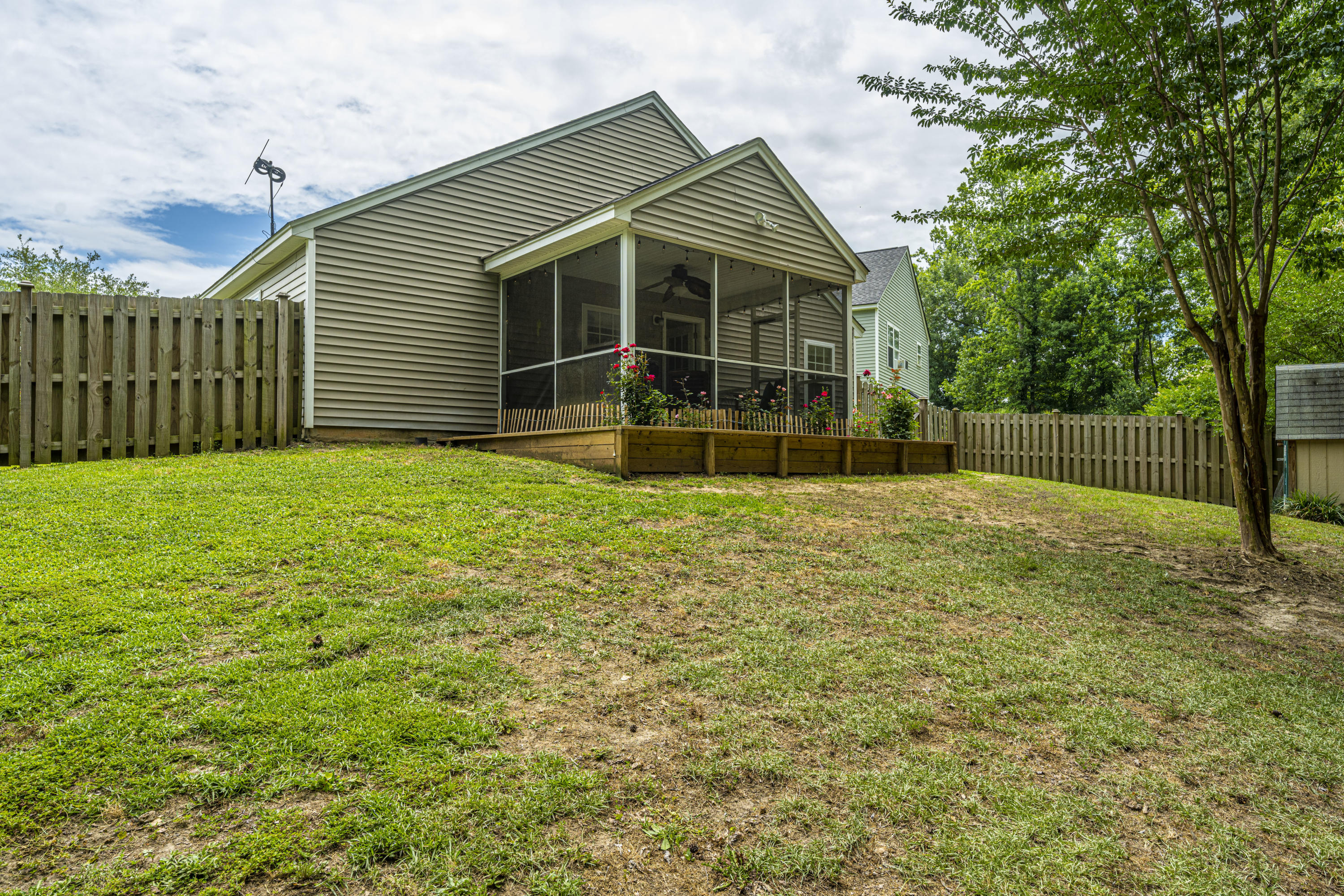 140 Avalon Road Summerville, SC 29483 - Photo 25 of 30 DSC_3229