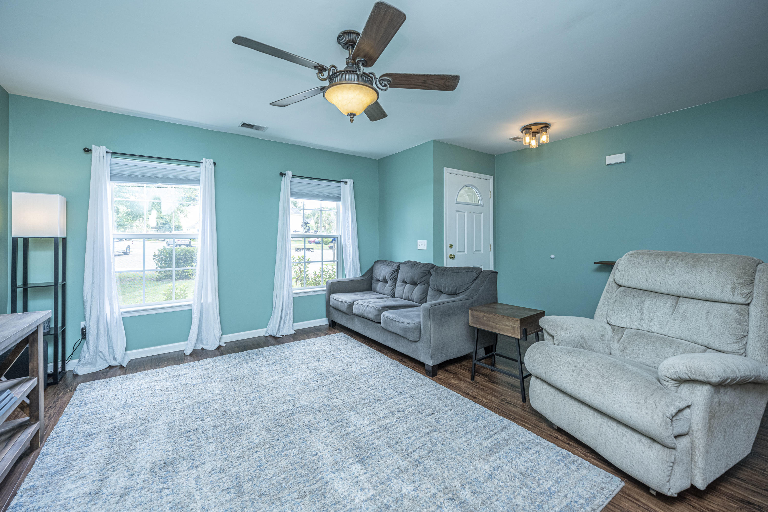 140 Avalon Road Summerville, SC 29483 - Photo 9 of 30 DSC_3204