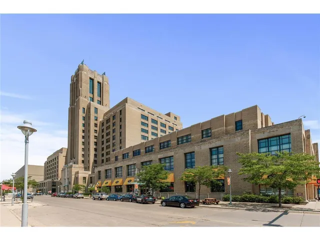 $179,000 | 2929 Chicago Avenue, Unit 1120, Minneapolis, MN 55407