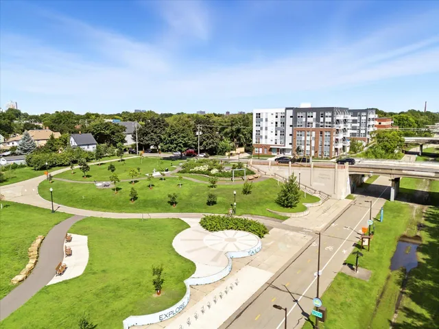 $179,000 | 2929 Chicago Avenue, Unit 1120, Minneapolis, MN 55407