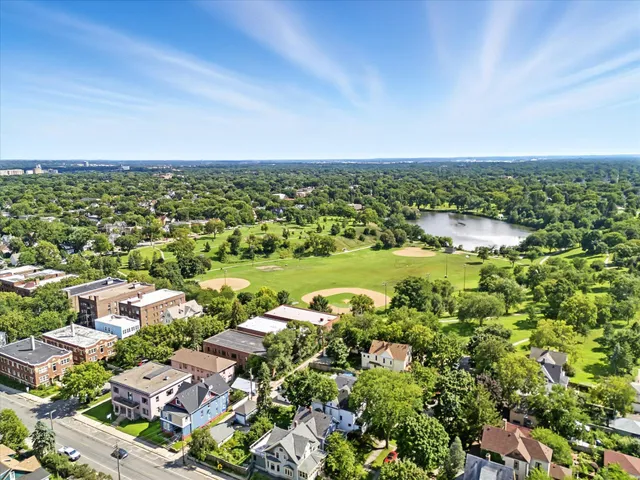 $179,000 | 2929 Chicago Avenue, Unit 1120, Minneapolis, MN 55407