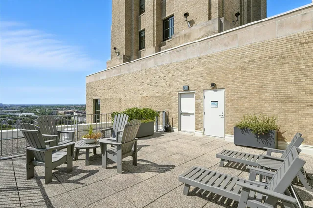 $179,000 | 2929 Chicago Avenue, Unit 1120, Minneapolis, MN 55407