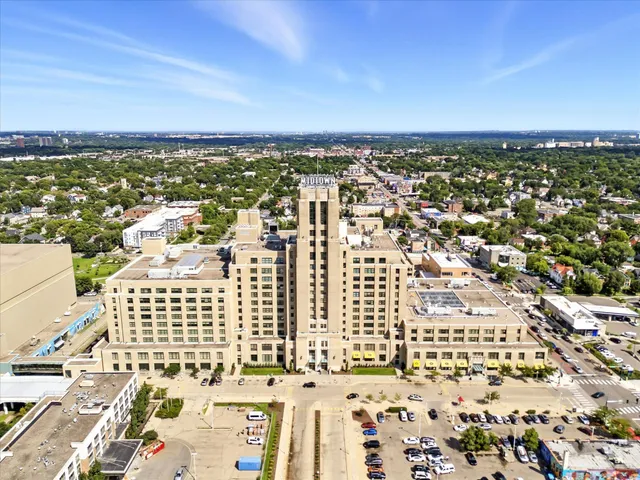 $179,000 | 2929 Chicago Avenue, Unit 1120, Minneapolis, MN 55407