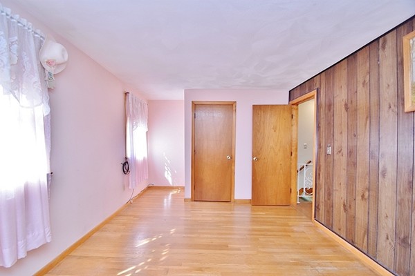 15 Hallowell Road Foxboro, MA 02035 - Photo 11 of 16 Gallery Image 11
