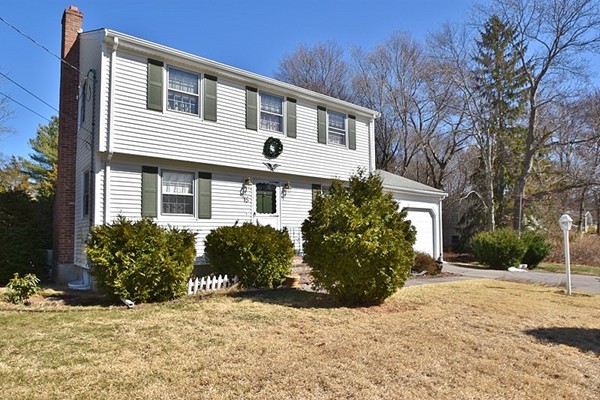 15 Hallowell Road Foxboro, MA 02035 - Photo 12 of 16 Gallery Image 12