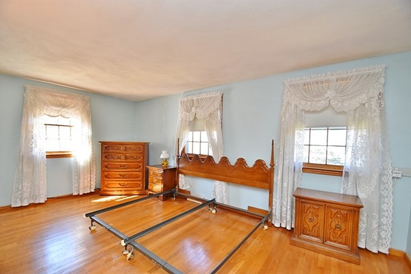 15 Hallowell Road Foxboro, MA 02035 - Photo 8 of 16 Gallery Image 8