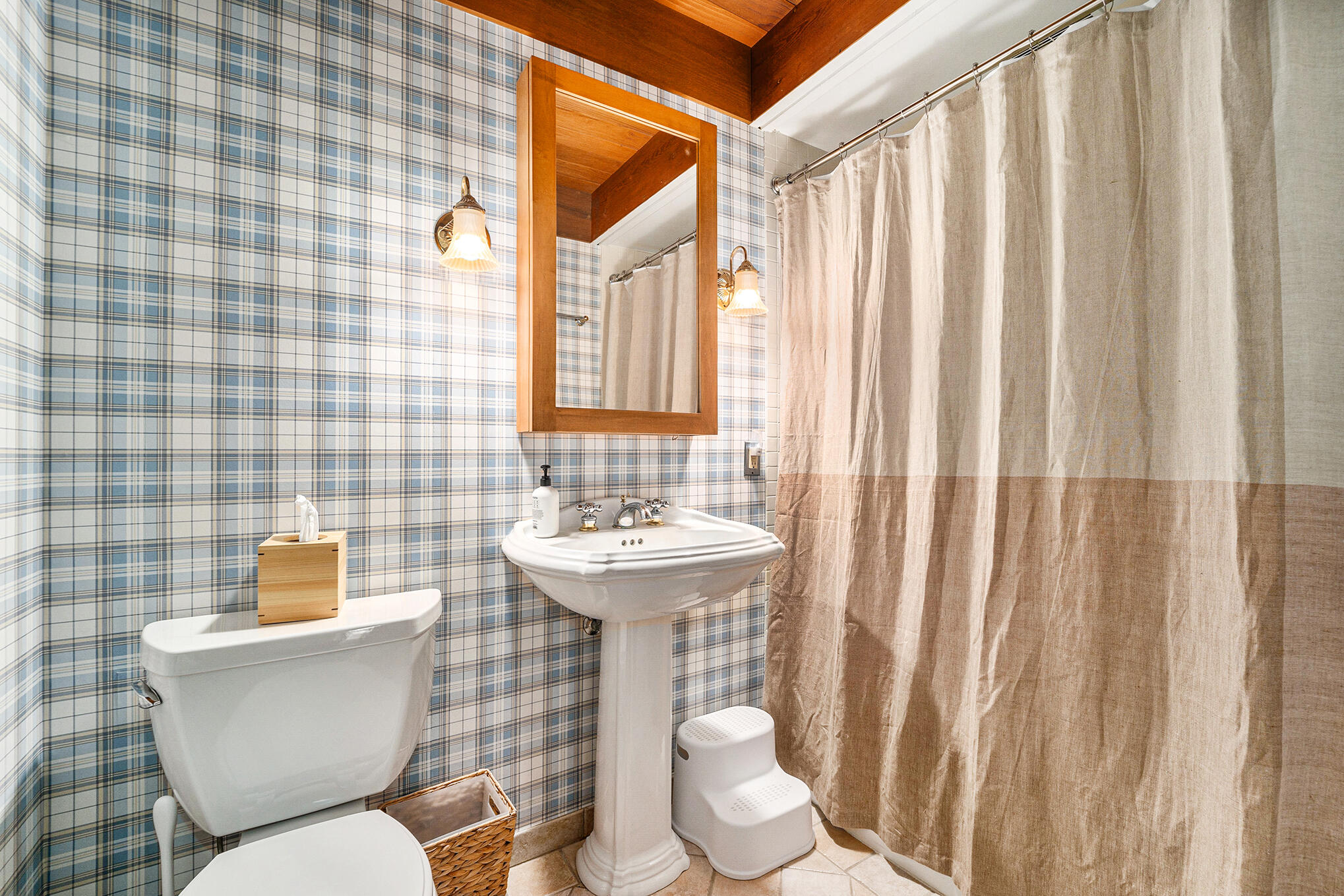 281 Corrie Road Ann Arbor, MI 48105 - Photo 34 of 120 036_dsc04169