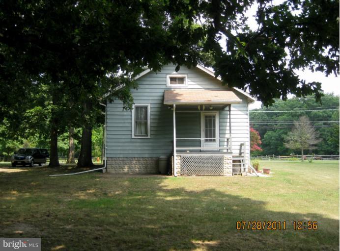512 Back River Neck Road Essex, MD 21221 - Photo 17 of 28 Exterior (Rear)