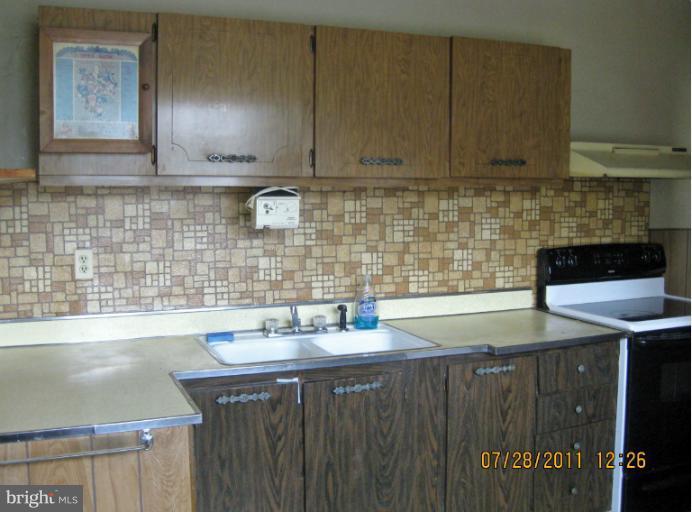 512 Back River Neck Road Essex, MD 21221 - Photo 22 of 28 Kitchen