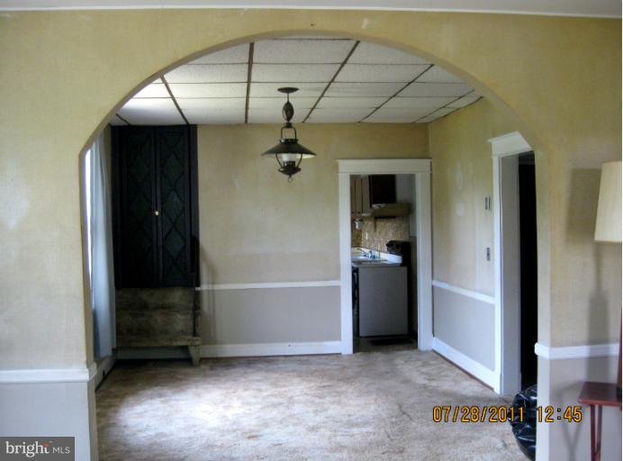 512 Back River Neck Road Essex, MD 21221 - Photo 9 of 28 Dining Room