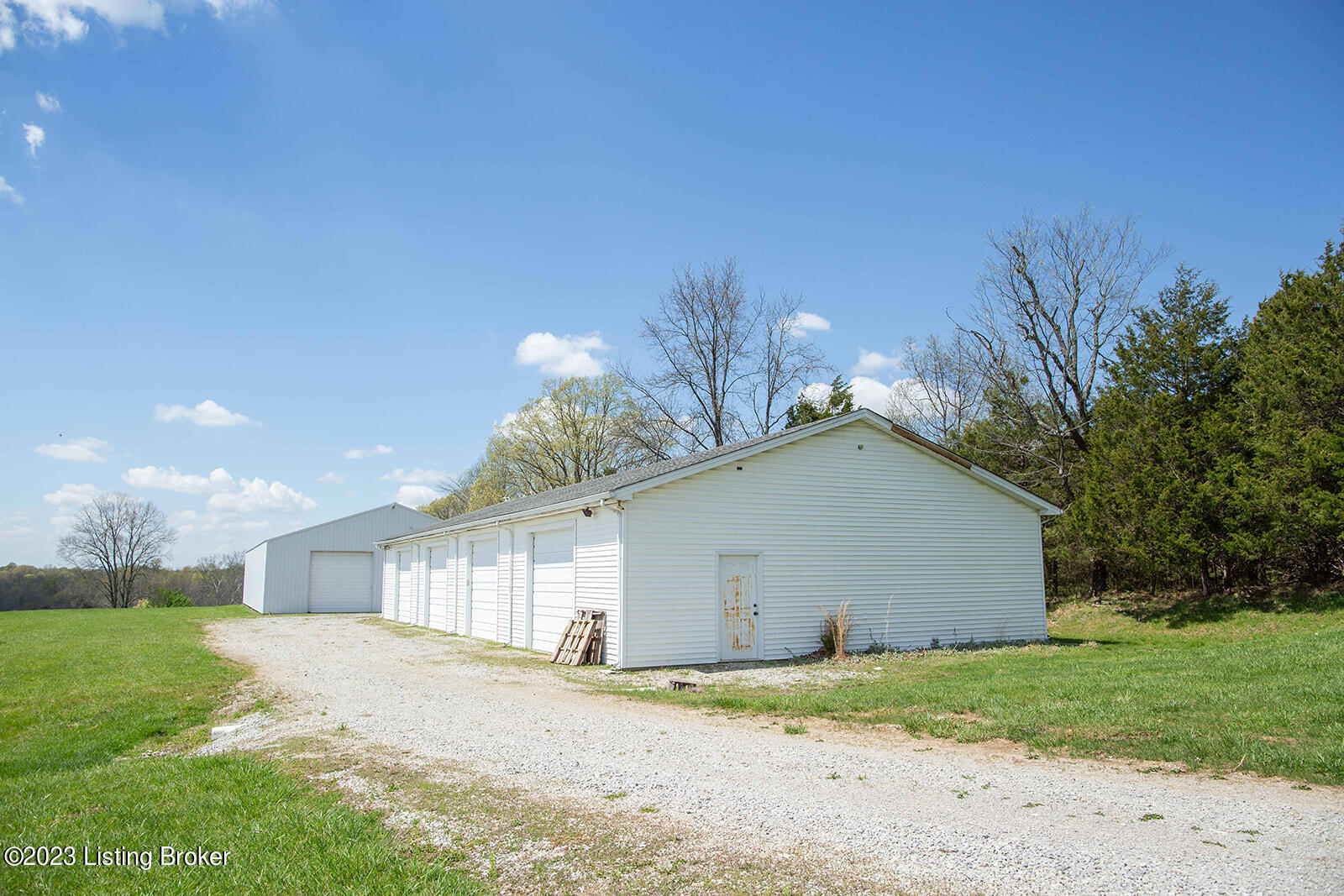 1929 Mt Zion Road Frankfort, KY 40601 - Photo 12 of 55 Exterior Small (11 of 54)