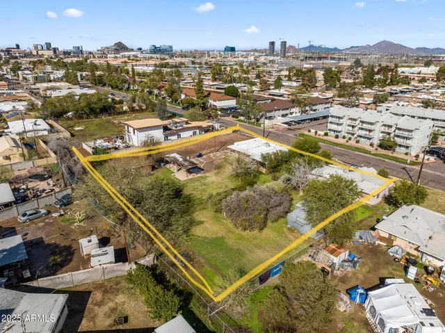 $1,650,000 | 1871 East Hayden Lane, Unit D, Tempe, AZ 85281