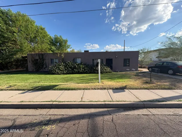 $1,650,000 | 1871 East Hayden Lane, Unit D, Tempe, AZ 85281