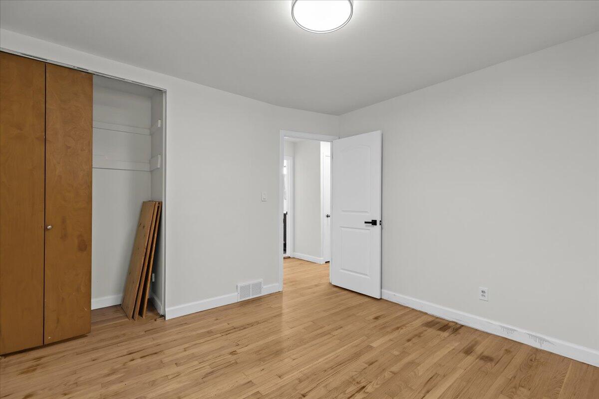 9010 Leverne Redford, MI 48239 - Photo 17 of 33 17-9010 Leverne