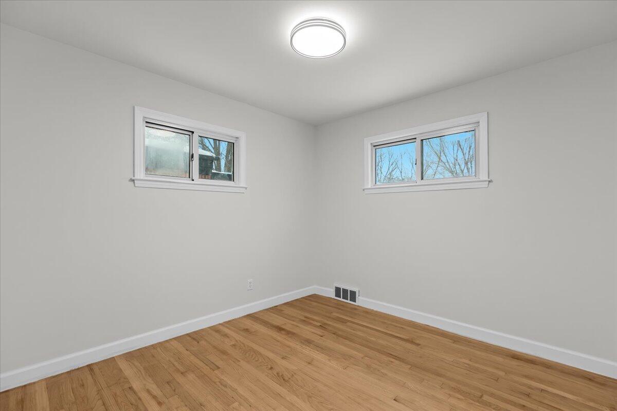 9010 Leverne Redford, MI 48239 - Photo 18 of 33 18-9010 Leverne