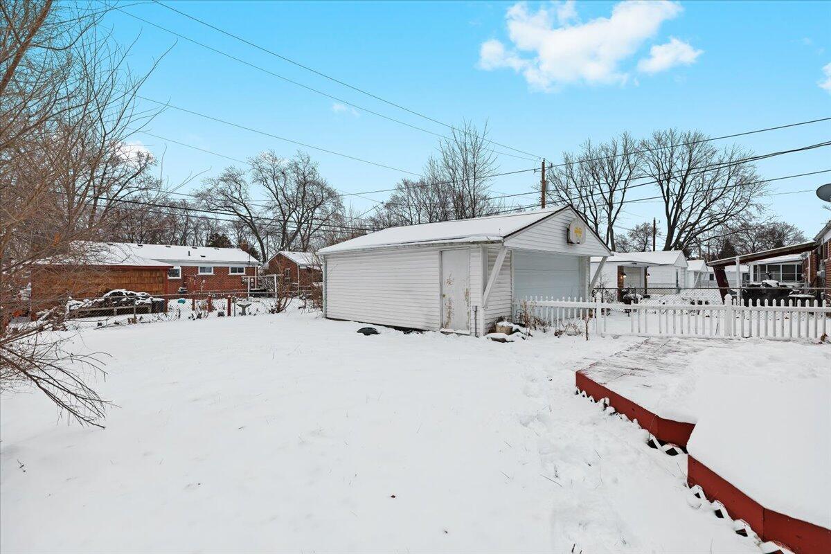 9010 Leverne Redford, MI 48239 - Photo 30 of 33 30-9010 Leverne